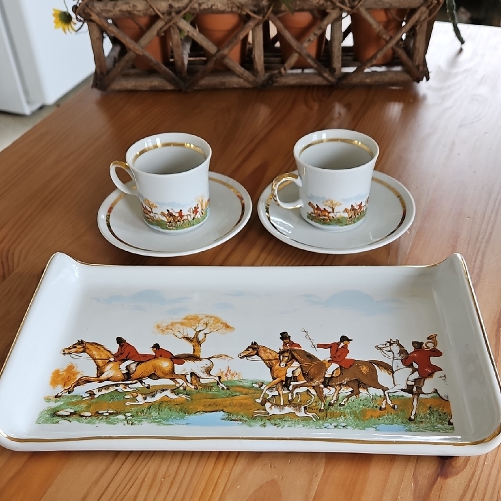 Zajecar Fox Hunt Demitasse Set